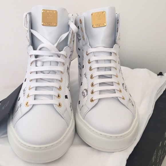 Mcm 🔥🔥 - Picture 2 of 8